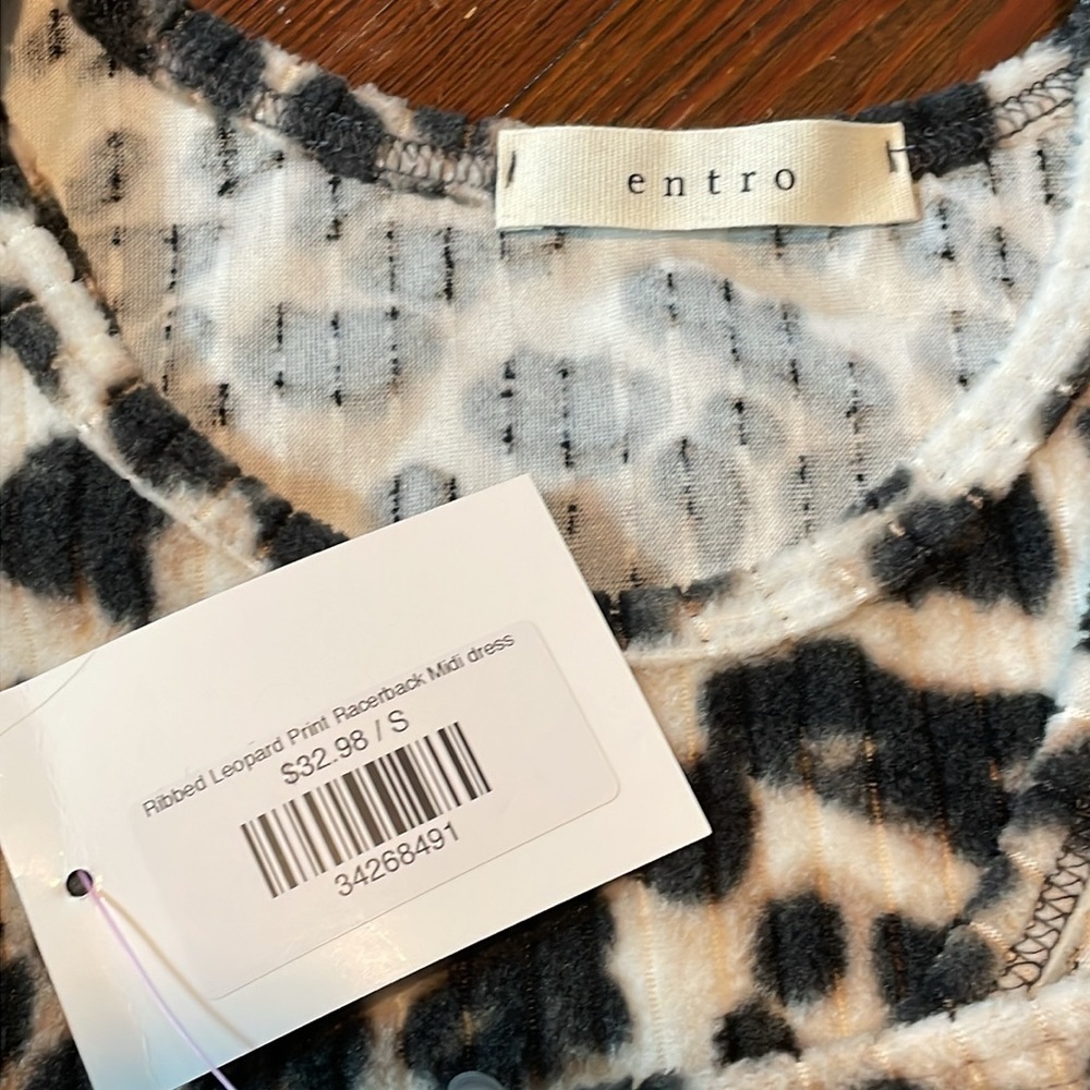 NWT Entro Women’s Leopard Dress Size S - Picture 3 of 6